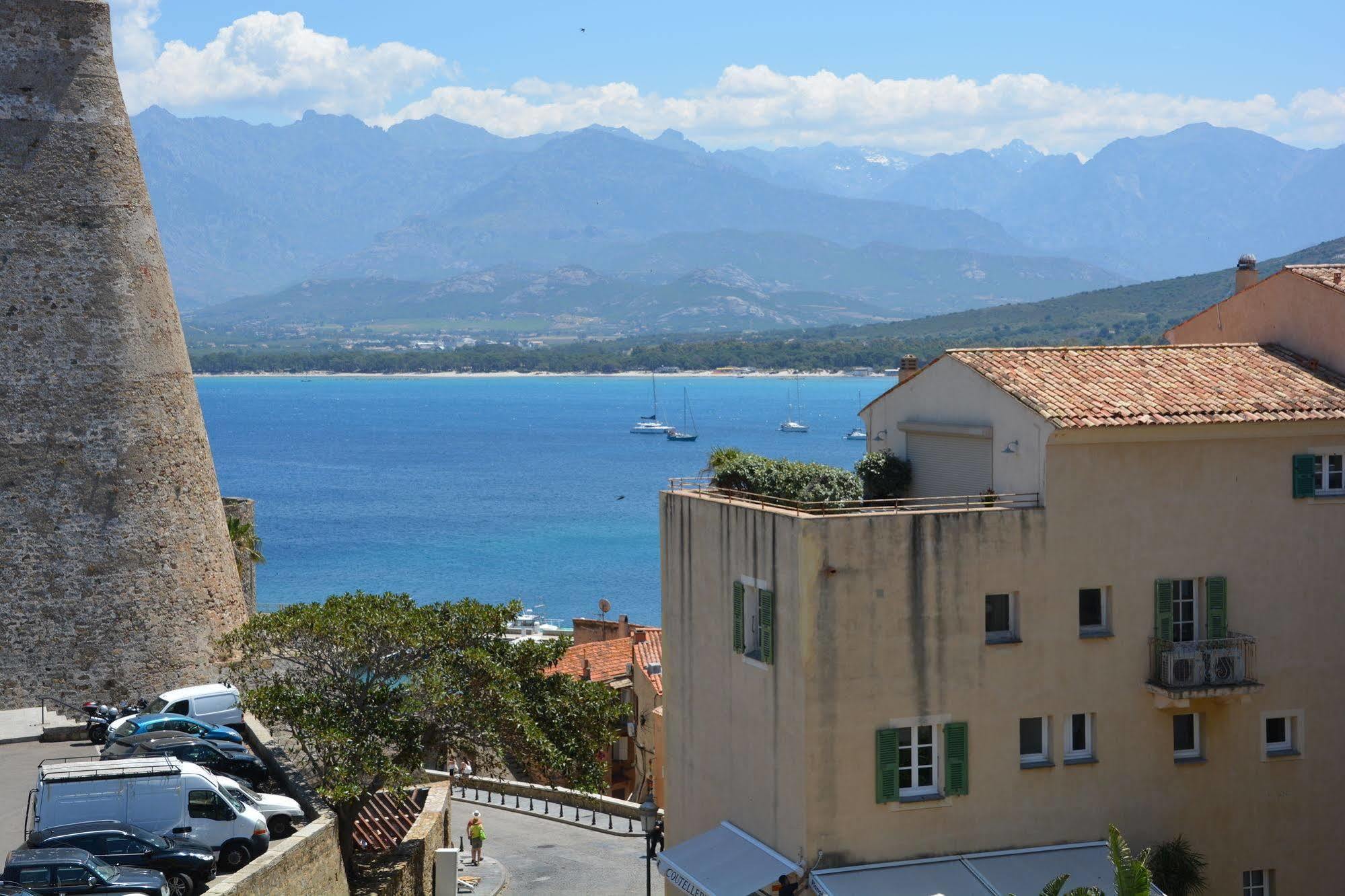 كالفي Hotel Belvedere المظهر الخارجي الصورة